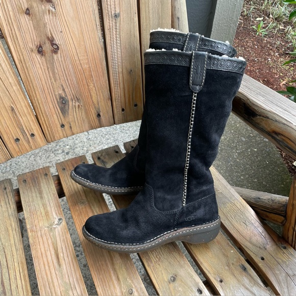 UGG Swell Knee High Black Boots Sheep Leather Shearling Lined Womens Size 8 - Picture 1 of 15